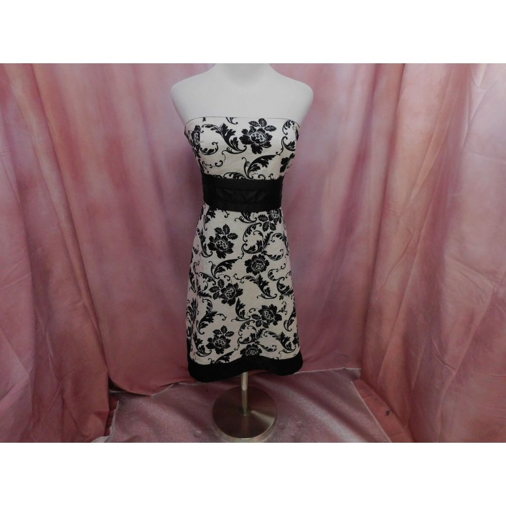 White House Black Market Strapless Floral Fit Flare Cotton Dress White Black 8